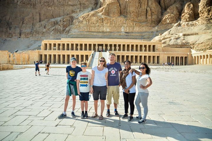 Marsa Alam: Full day Guided tour to East & West banks in Luxor Rounded trip  - Image 5