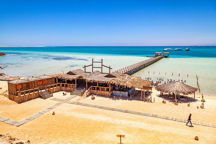 Orange Bay Private Snorkeling Cruise with Lunch - Image 1