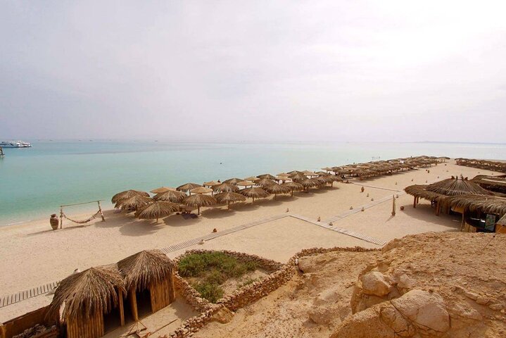 Orange Bay Private Snorkeling Cruise with Lunch - Image 3
