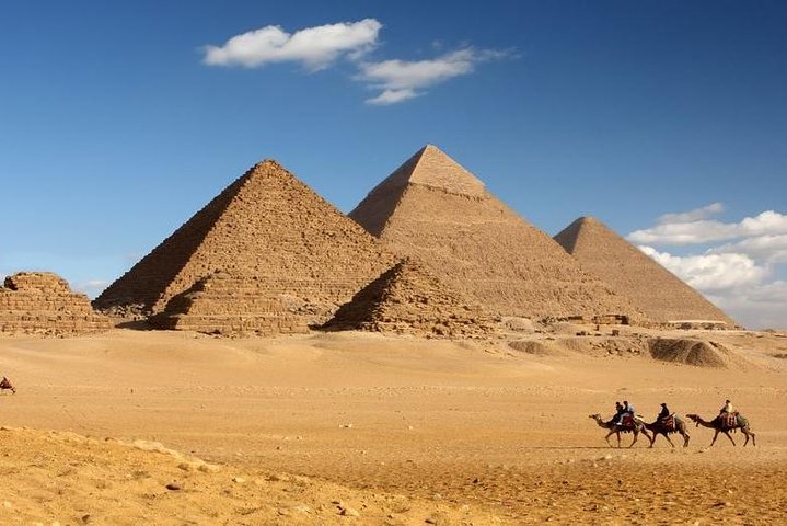 Over day To Cairo Pyramids Museum Sphinx and Lunch From Hurghada  - Image 2