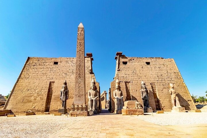 Overnight Luxor Sightseeing Tour from Safaga port - Image 1