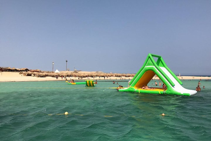 Paradise Island - Image 4