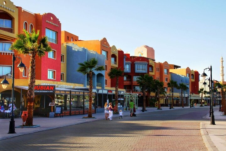 Private City Tour Hurghada from Safaga With transfer - Image 2