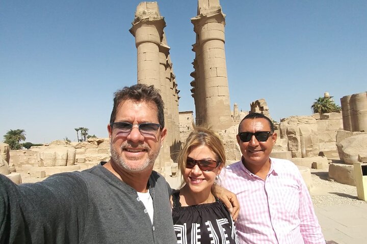 Private Day Tour to Luxor East and West Bank Including Lunch from Hurghada - Image 1