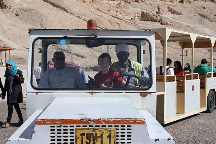 Real Life Egypt Day Tours excursion from Hurghada to Luxor - Image 3