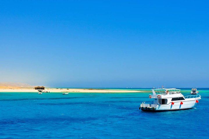 Reef Snorkeling - Sea trip Hurghada - Image 4