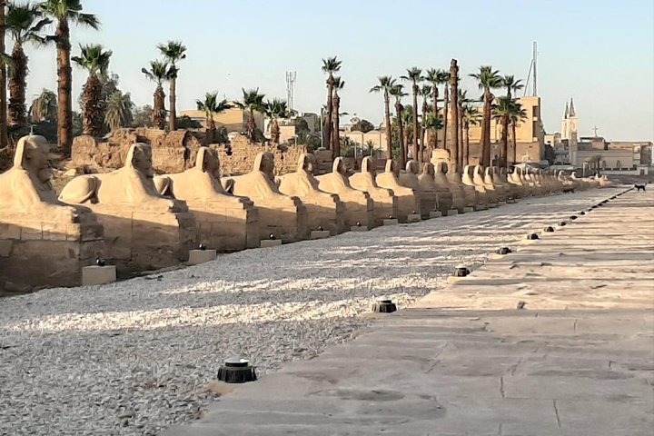 Small Group Full Day Trip to Luxor from Hurghada with Lunch - Image 3
