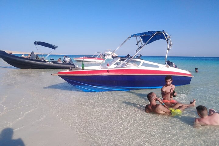 Speed Boat Transfer Trip To Orange Island Or Paradise Island - Hurghada - Image 1