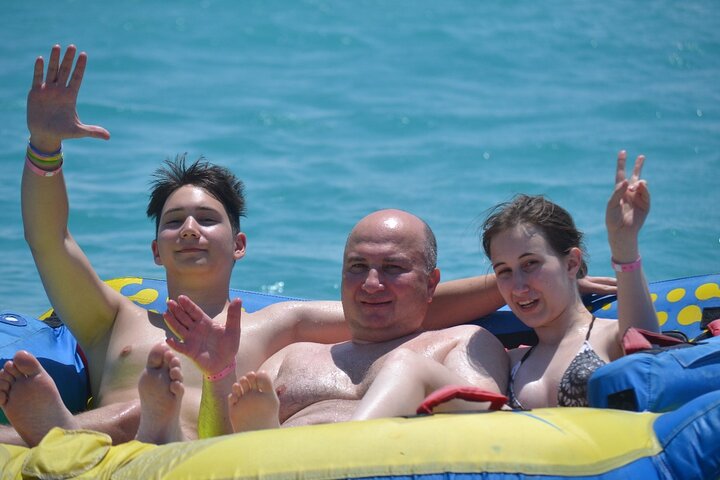 VIP Boat Trip with Diving and snorkeling in Hurghada - Image 2
