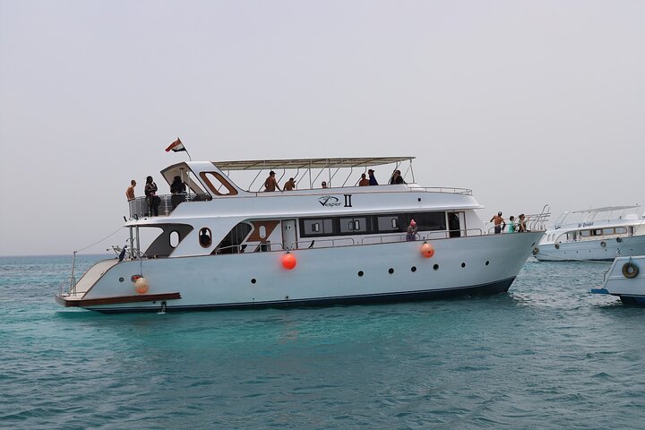  Viva Egypt hurghada Paradise Island & Lunch & Water sports 3*1 - Image 5