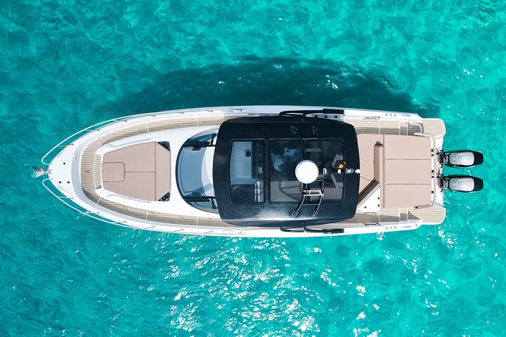 Brand new boat in Ibiza waiting for you Enjoy ORYX 38 experience - Image 2