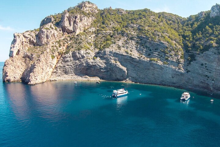 Cala Salada and Unspoiled North Beach Tour. Snorkelling and Aquarium - Image 3