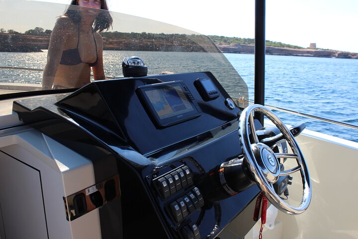 Private Boat tours around Ibiza - Image 3