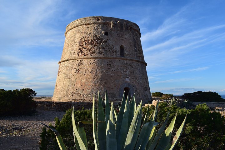 Secrets of Ibiza - Car tour in 4 hours - Image 4
