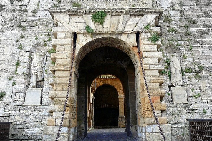 Secrets of IBIZA CITY - 2 hours walking tour - Image 5