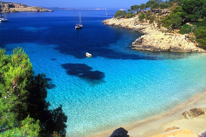 Sunset Boat Tour in Ibiza with All Inclusive - Image 4