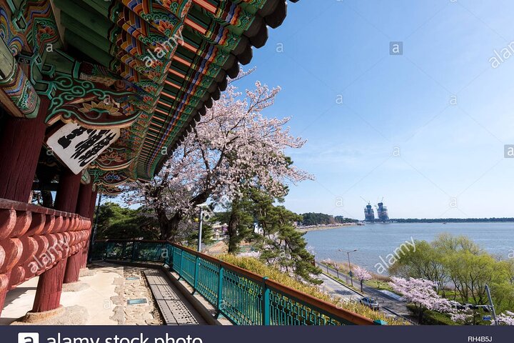 Korea at a Glance 5days 4nights - Image 4