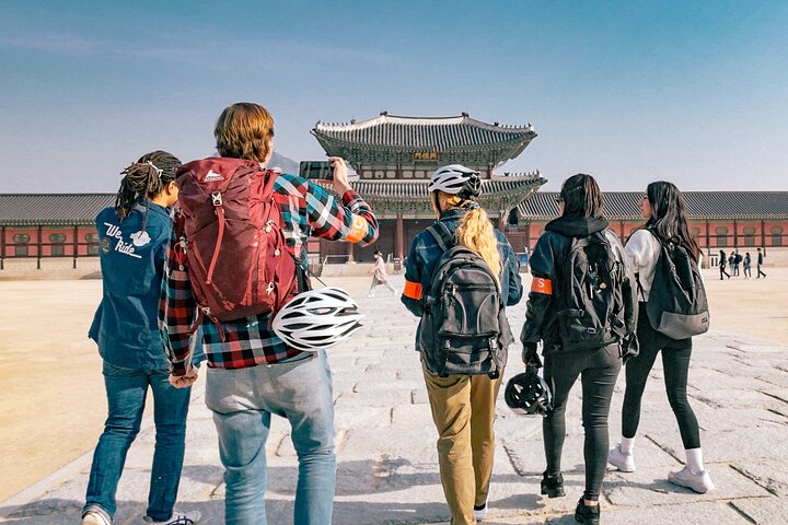 Seoul Morning E-bike Tour - Image 5