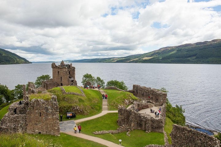 Loch-Ness, Urquhart Castle & Culloden Battlefield - Image 2