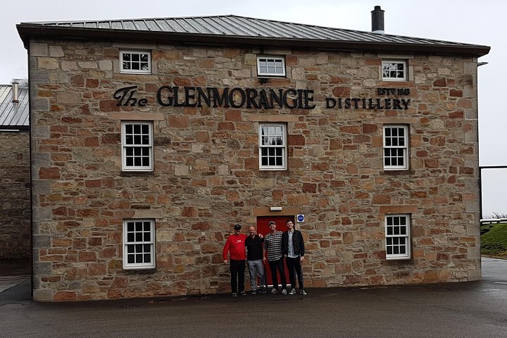 Northern Delights Whisky Tasting Tour, Luxury Private Tour - Image 5