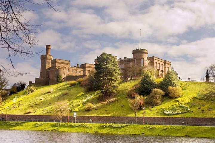 Private Historical tour in Inverness - Image 2