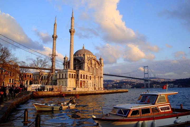 1 Day Private Istanbul Guided Tour - Image 1
