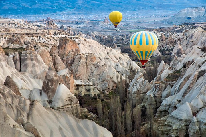 4 Day Turkey Tour: Cappadocia, Ephesus and Pamukkale - Image 1