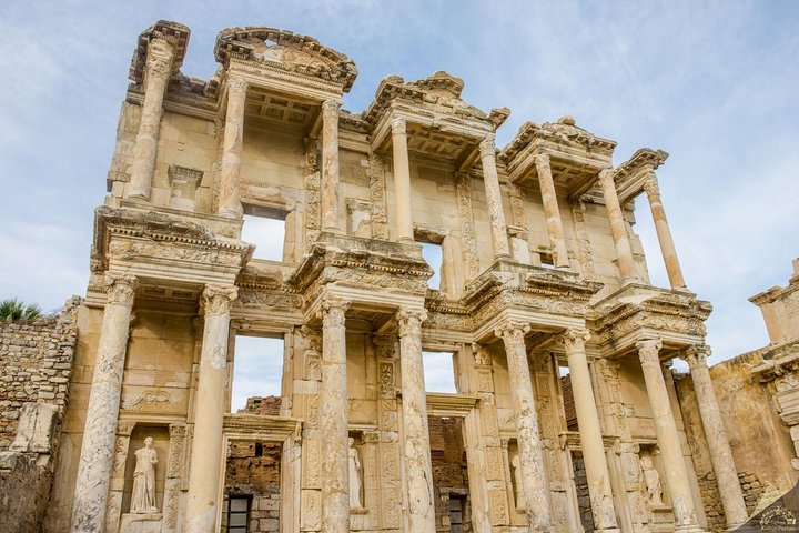 4 Days Cappadocia-Ephesus-Pamukkale from Istanbul with Cave Hotel & Balloon Ride - Image 1