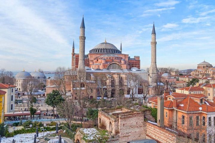 8 Days Turkey Tour including Istanbul, Ephesus, Pamukkale, Konya and Cappadocia - Image 1