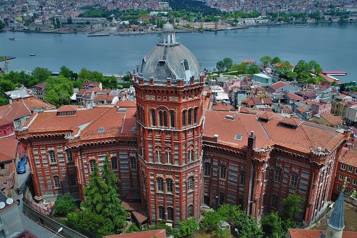 Bohemian Neighbourhoods Fener and Balat Walking Tour - Image 3