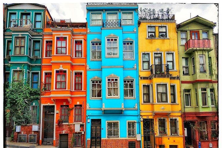 Bohemian Neighbourhoods Fener and Balat Walking Tour - Image 5