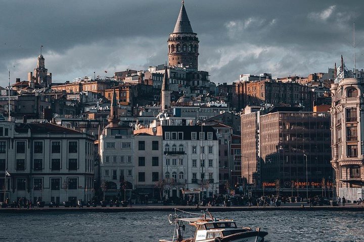 Bosphorus Dinner Cruise Istanbul - Image 3