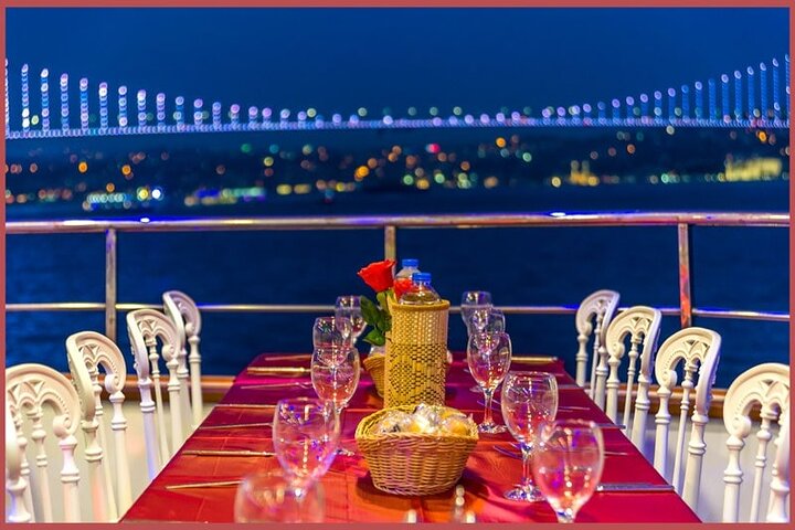 Bosphorus Dinner Cruise & Traditional Turkish Night - Image 4