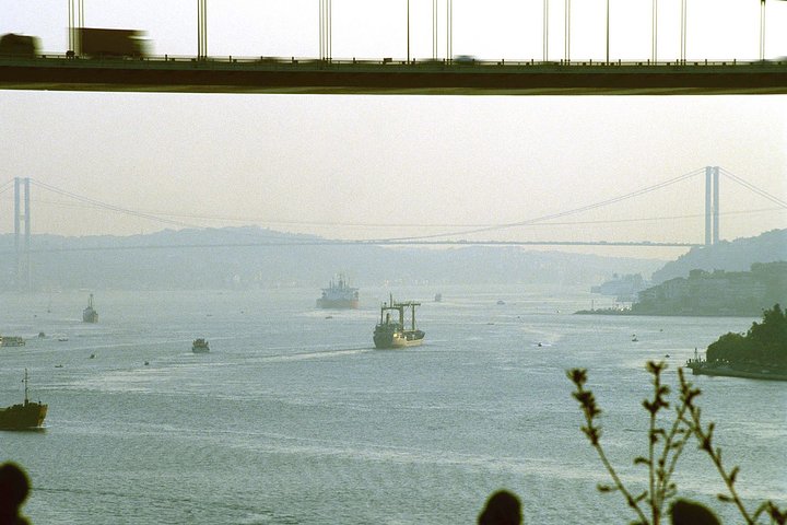 Bosphorus, Golden Horn and Eminönü District Tour - Image 1