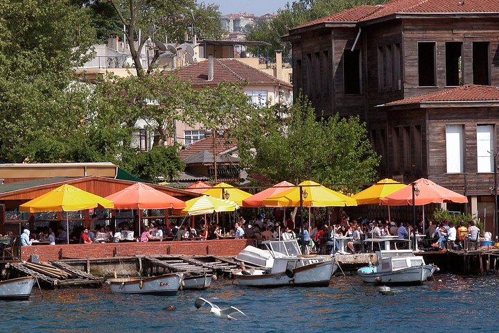 Bosphorus, Golden Horn and Eminönü District Tour - Image 2