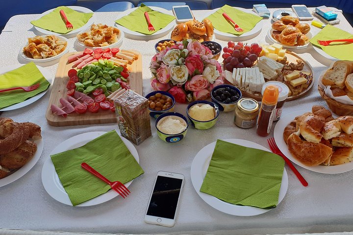 Breakfast Cruise In Bosphorus With Private Yacht - Image 1