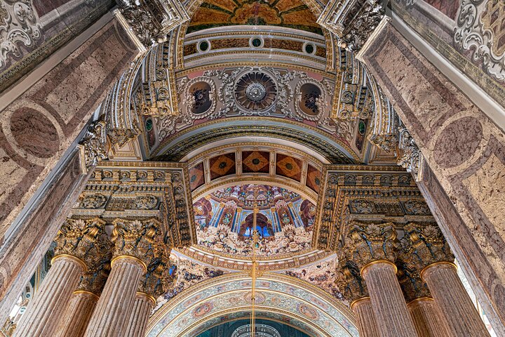 Dolmabahce Palace Tour and Bosphorus Yacht Cruise - Image 3