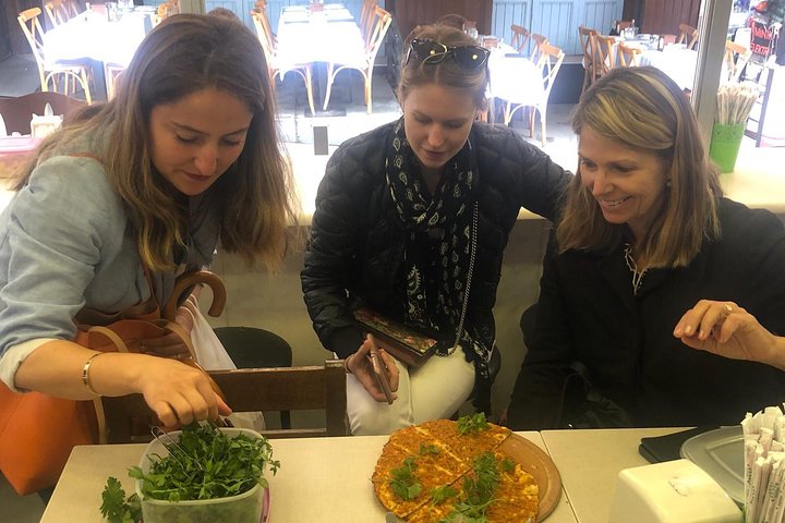 Eating Like a Local: Learn About Diverse Culinary Culture of Turkey - Image 1