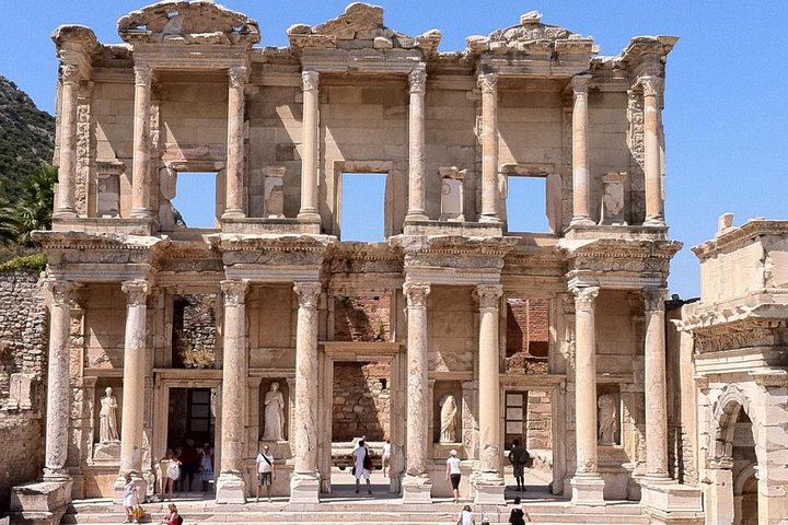 Ephesus tour from Istanbul flights included - Image 1