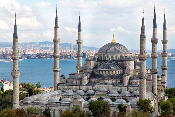 Explore Istanbul’s most magnificent sites of a full-day Private Tour - Image 5