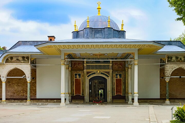 Explore the History and Culture of Istanbul Half-Day Tour - Image 4
