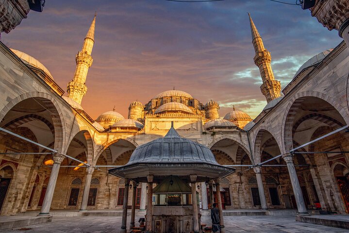 Full-Day Istanbul Private Tour with Dolmabahce Palace and Lunch - Image 3