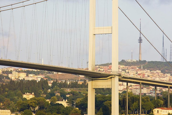 Full-Day Istanbul Tour with Bosphorus Sightseeing Cruise - Image 2