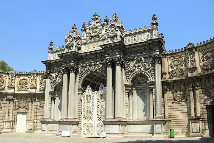 Full-Day Istanbul Tour with Bosphorus Sightseeing Cruise - Image 1