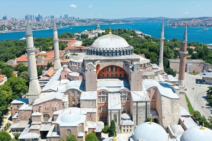Full-Day Istanbul Walking Tour with Pick Up - Image 1