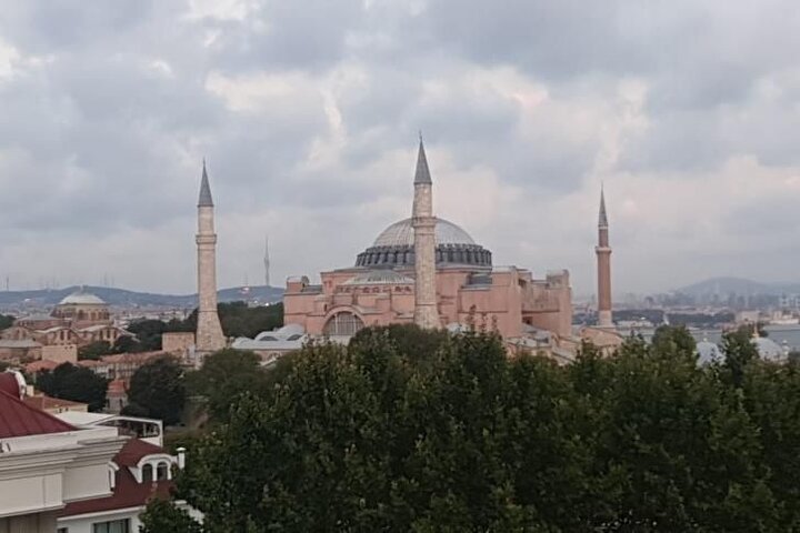 Full-Day Private Tour in Istanbul and The Bosphorus By Boat - Image 2