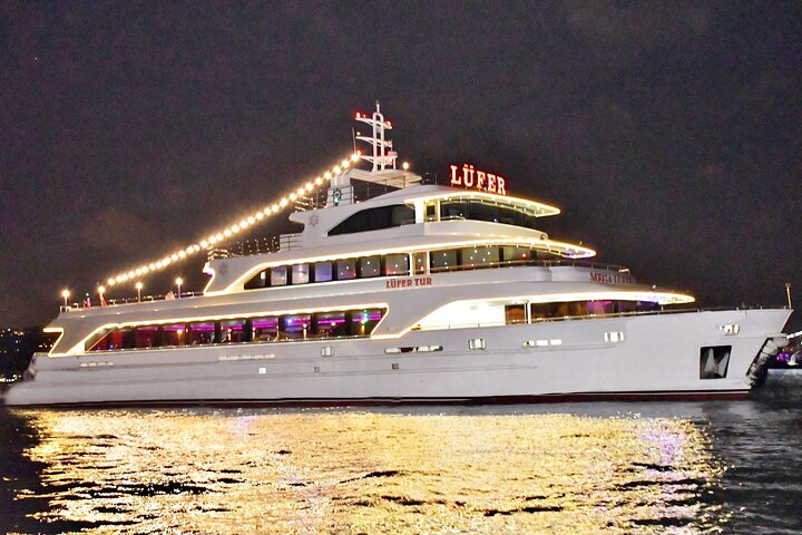 Glamorous Bosphorus (3 Hours Istanbul Dinner Cruise - Stage Front Private Table) - Image 5