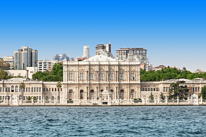 Half Day Dolmabahce Palace Tour in Istanbul - Image 2
