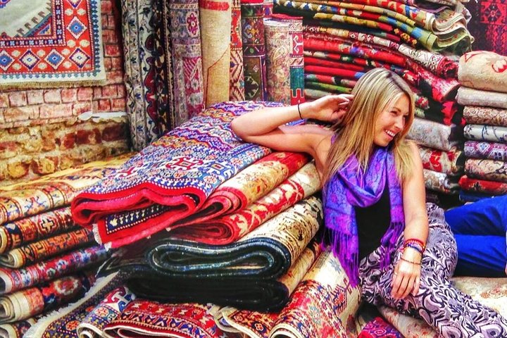 Historic Bazaars of Istanbul &Shopping - Image 1