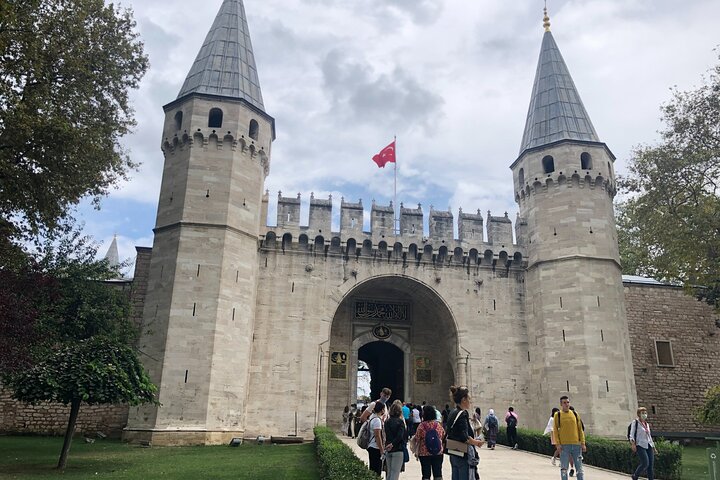Historical Tour of Istanbul Old City with Expert Tour Guide - Image 2